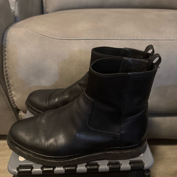 Vince Litton Black Leather Combat Chelsea waterproof Boots 9.5 - Picture 4 of 9